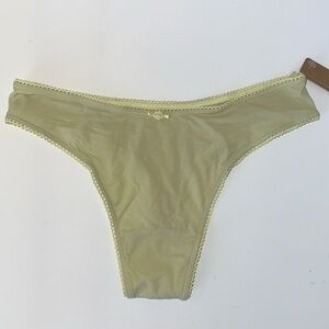 Skims Fits Everybody Picot Thong in Sage Multi.